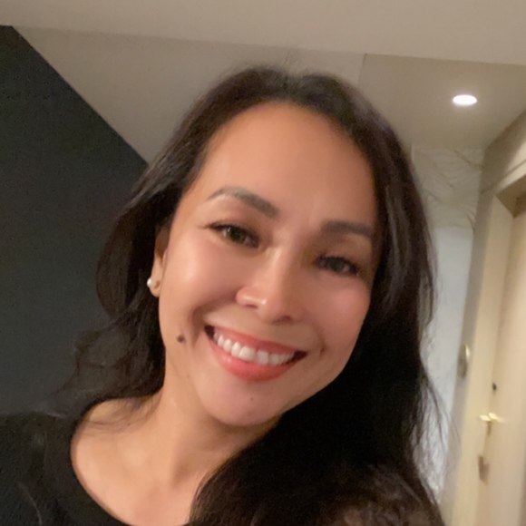 Meet your Posher, Janet - Picture 1 of 1